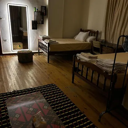 Ferienwohnung غرفة في مدينة نصر موقع متميز وسط المدينة للرجال فقط